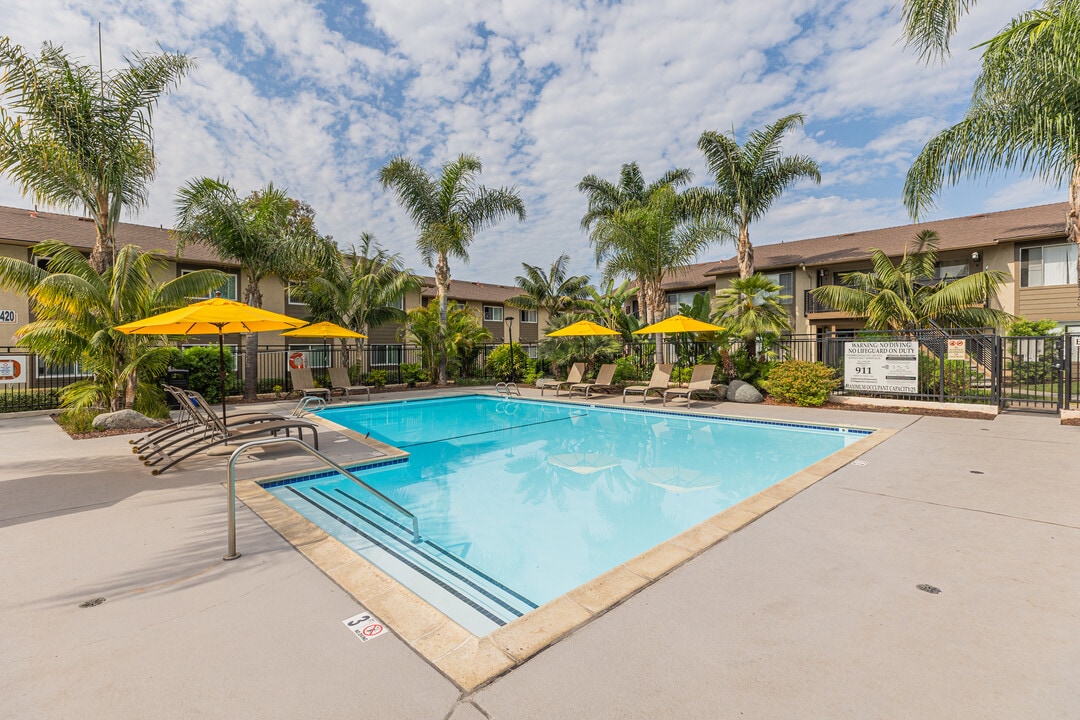 Bonita Hills in Chula Vista, CA - Foto de edificio