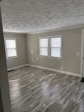 601 Echo Rd in Vestal, NY - Foto de edificio - Building Photo