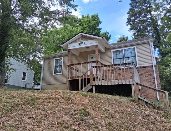 property at 2518 Greenfield Ln