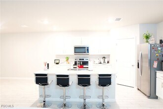 413 SE 4th St in Cape Coral, FL - Building Photo - Building Photo