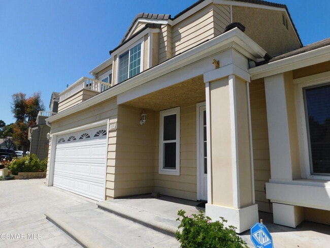 559 Stoney Peak Ct in Simi Valley, CA - Building Photo - Building Photo