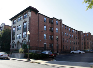 Sunflower House in Washington, DC - Building Photo - Building Photo