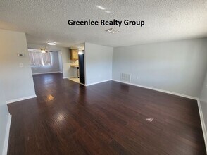 11620 Meadow Dr in Port Richey, FL - Building Photo - Building Photo