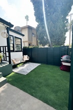 904 Victoria Ave, Unit Bungalow in Venice, CA - Building Photo - Building Photo