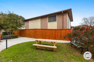 Atrium Gardens At Fielder Road in Arlington, TX - Building Photo - Building Photo