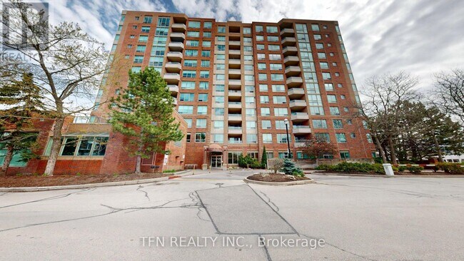 850-850 Steeles Ave W in Vaughan, ON - Building Photo - Building Photo