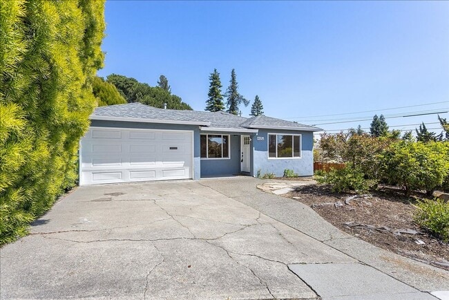 4052 Huntington St in Oakland, CA - Foto de edificio - Building Photo