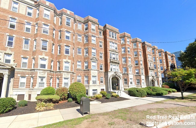 property at 1171 Boylston St