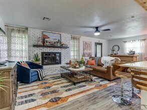 2140 SE 44th St in Newcastle, OK - Building Photo - Building Photo