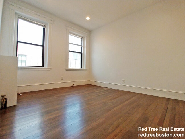 11 Peterborough St in Boston, MA - Building Photo - Building Photo