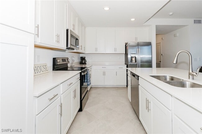 property at 5715 Double Eagle Cir