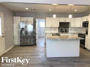 2417 E Earll Dr in Phoenix, AZ - Building Photo - Building Photo