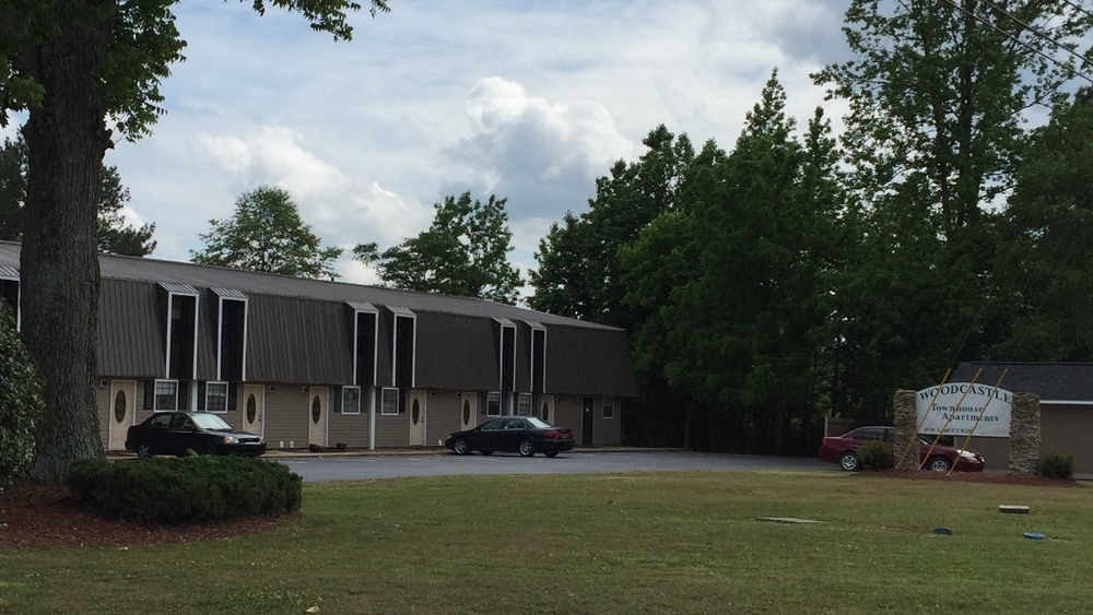 Wood Castle Apartments in Rainsville, AL - Building Photo