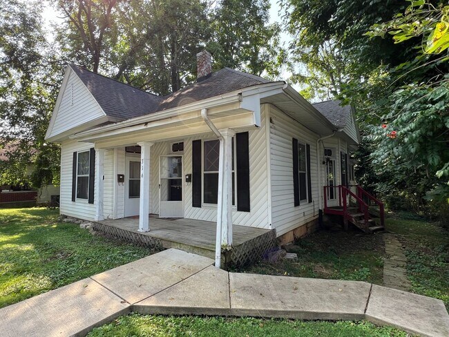 316 E 1st St in Bloomington, IN - Building Photo - Building Photo