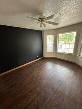 327 Turf Ln in Carl Junction, MO - Building Photo - Building Photo