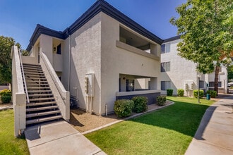 Pavilions at Arrowhead in Glendale, AZ - Foto de edificio - Building Photo