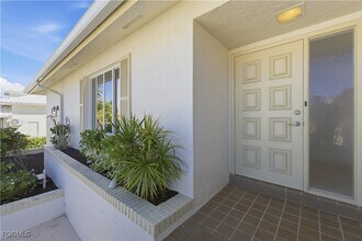 1235 Par View Dr in Sanibel, FL - Building Photo - Building Photo