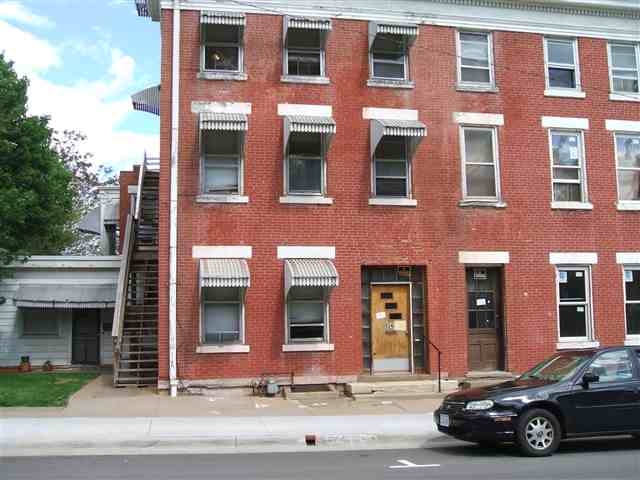 1132-34 Locust St in Dubuque, IA - Building Photo