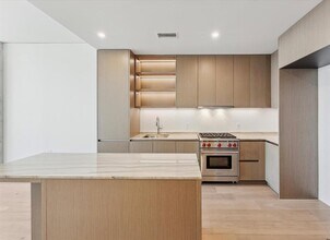 610 Davis St in Austin, TX - Building Photo - Building Photo