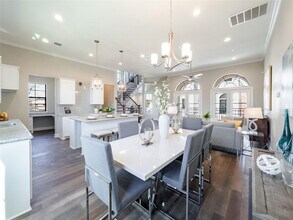 3327 Beverly Frst Dr in Houston, TX - Building Photo - Building Photo