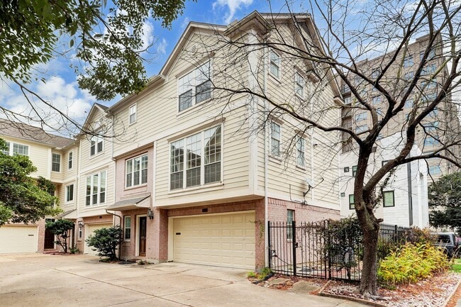 property at 1415 Prospect St
