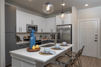 Gateway at Cypress Creek in Cypress, TX - Building Photo - Building Photo