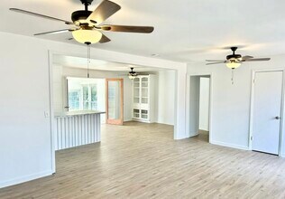 111 Pamela Dr in Dublin, GA - Building Photo - Building Photo