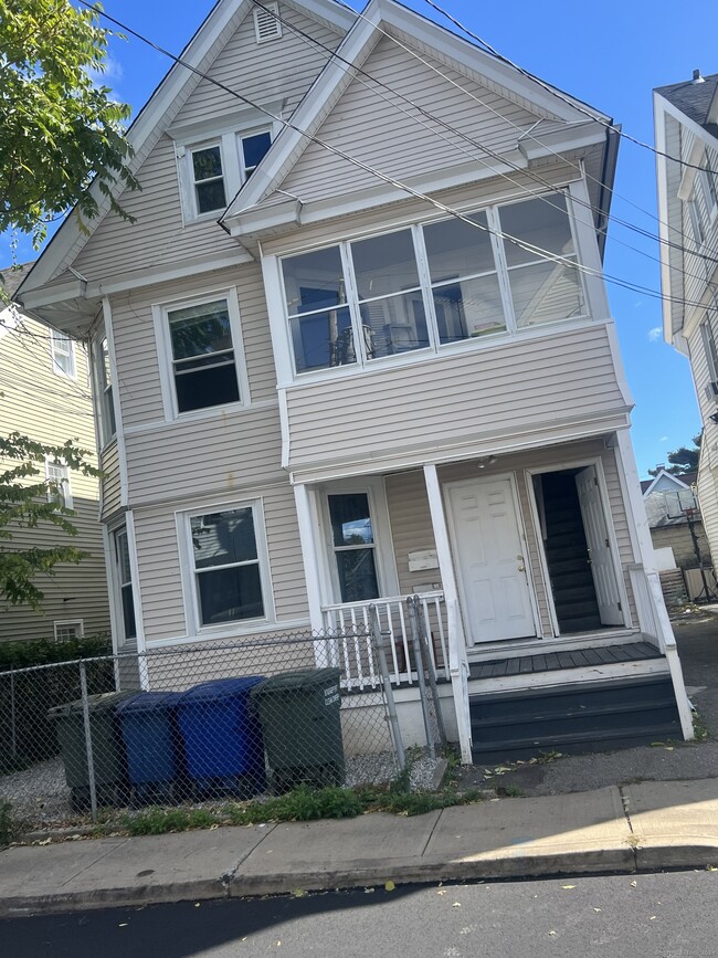 36-38-38 Pleasant St