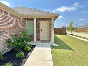 4152 Silverstein St in Crandall, TX - Building Photo - Building Photo