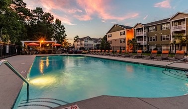 Hawthorne at Murrayville in Wilmington, NC - Foto de edificio - Building Photo