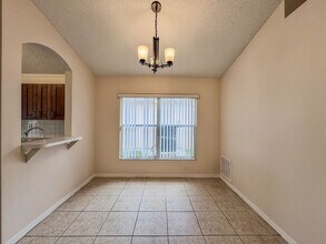 11819 Hatcher Cir in Orlando, FL - Building Photo - Building Photo