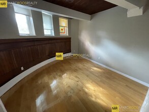 20 Bow St, Unit 16 in Somerville, MA - Foto de edificio - Building Photo