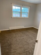 129 Lewis Ln, Unit 5 in Tazewell, VA - Building Photo - Building Photo