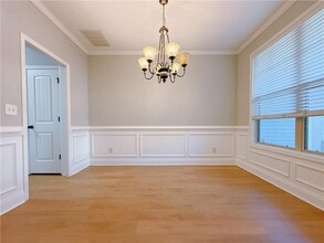 636 Royal Crest Ct in Canton, GA - Building Photo - Building Photo