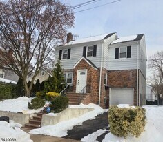 48 Freeman Pl in Nutley, NJ - Building Photo