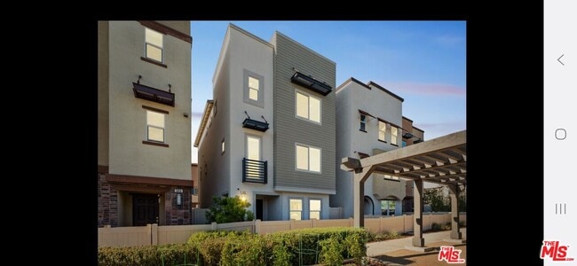 property at 605 Daniel Freeman Cir