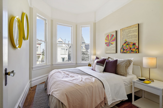 219 Ashbury St in San Francisco, CA - Building Photo - Building Photo