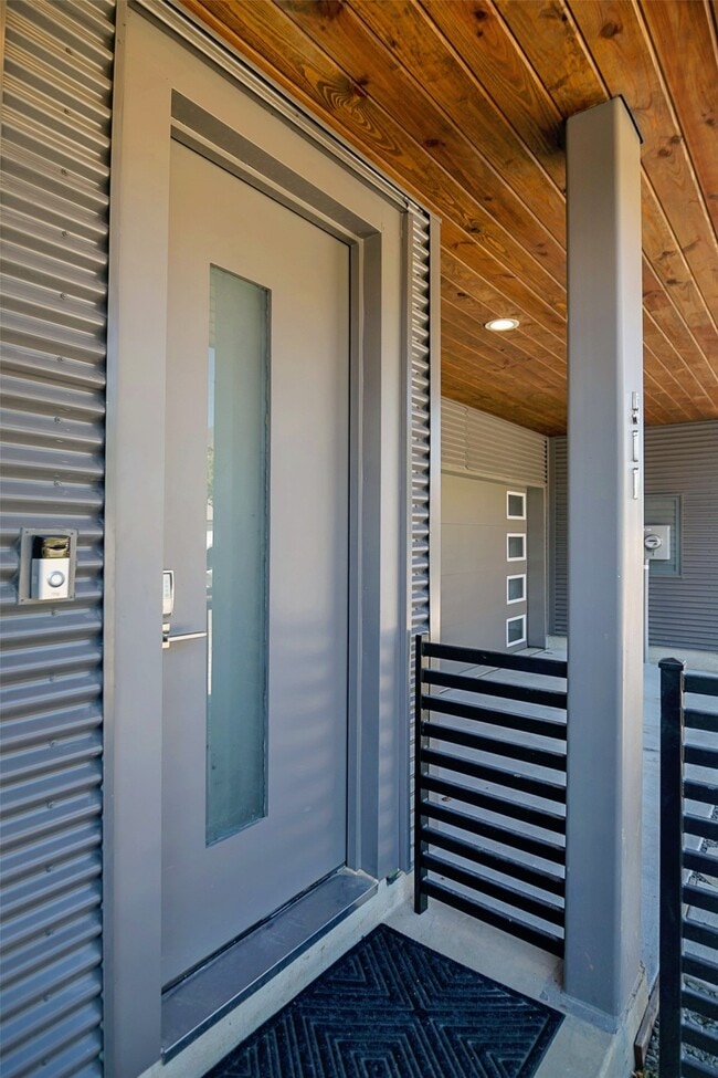 property at 511 Memorial Heights Dr