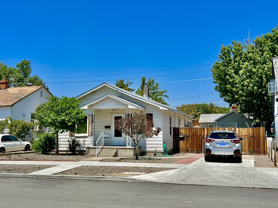 1620 G St in Sparks, NV - Building Photo