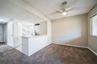 5733 W Smoke Ranch Rd, Unit F11321 in Las Vegas, NV - Building Photo - Building Photo