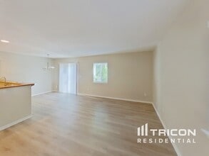 1811 NE 89th Cir in Vancouver, WA - Building Photo - Building Photo