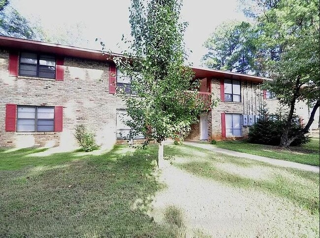 3502 Penny St SW in Huntsville, AL - Building Photo - Building Photo