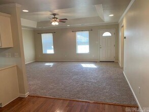 27 Broadmoor Cir in Cabot, AR - Foto de edificio - Building Photo