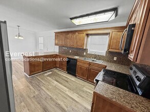 504 Buckskin Ln in Gardendale, AL - Building Photo - Building Photo