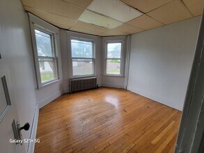 1305 Parkwood Blvd in Schenectady, NY - Building Photo - Building Photo