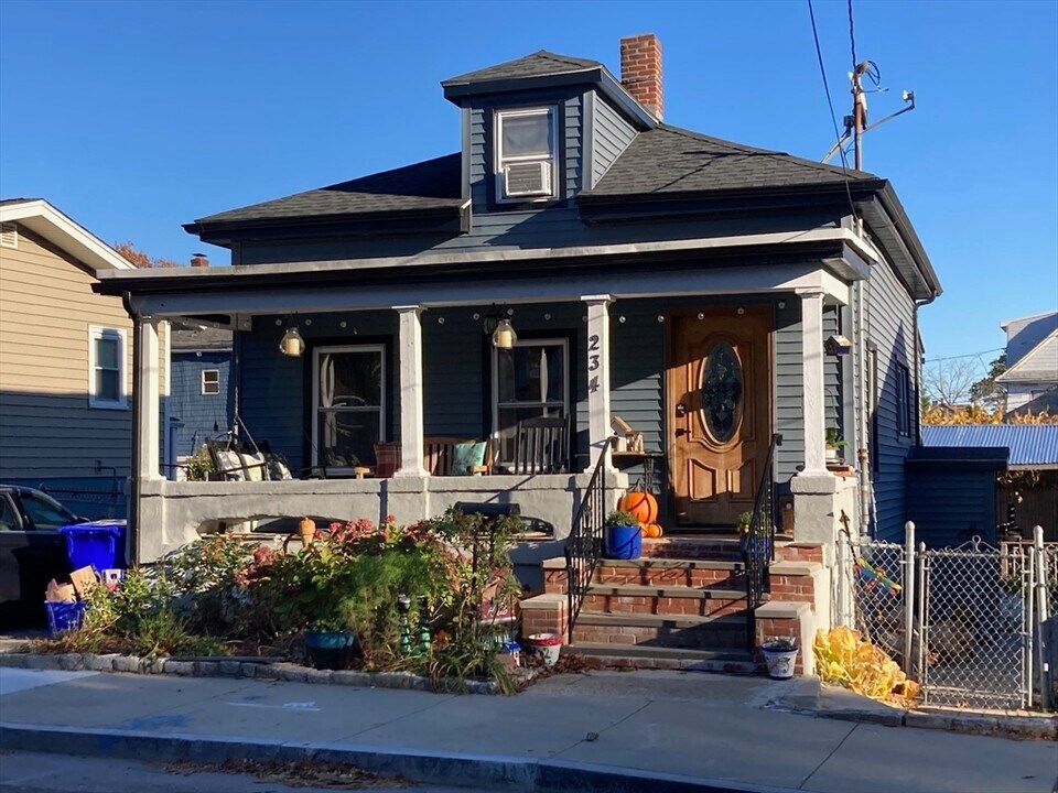234 Kennebec St in Boston, MA - Building Photo