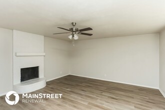 1100 Trammell Dr in Benbrook, TX - Building Photo - Building Photo