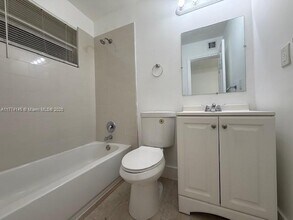 2900 SW 56th Ave in West Park, FL - Building Photo - Building Photo