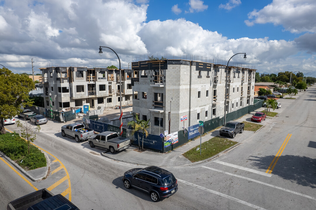 Palm Avenue Apartments in Hialeah, FL - Building Photo