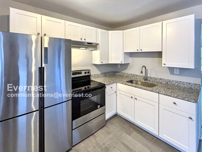 1319 Minefee St in Richmond, VA - Building Photo